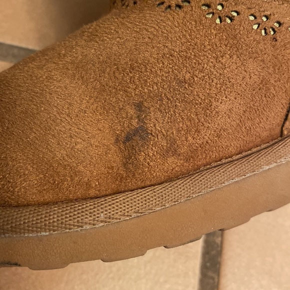 Super cute boots with laser cut gold design size 12 - Picture 6 of 8